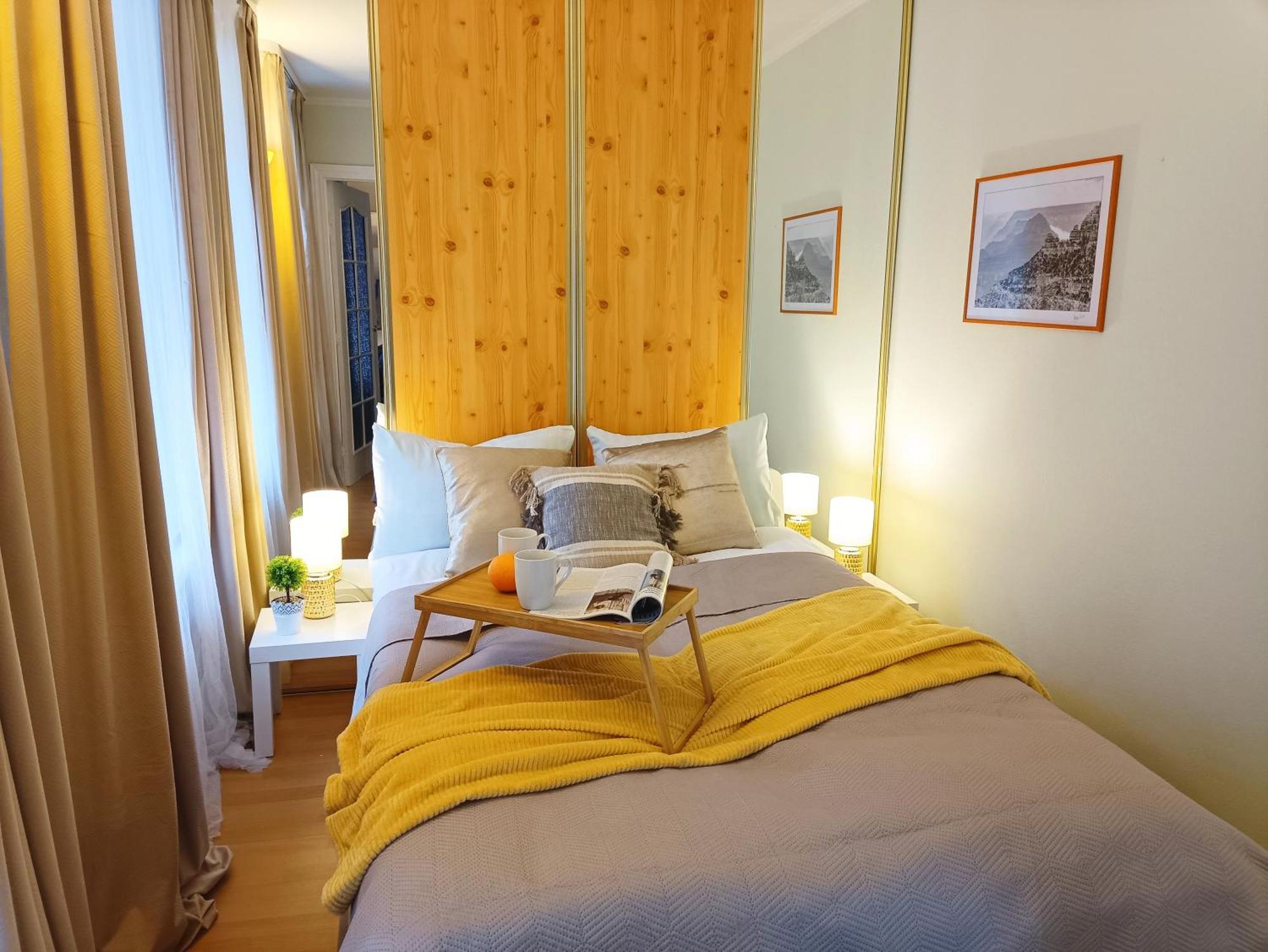 Апартаменти Two Bedroom In Old Town, Up To 6 Guests Рига